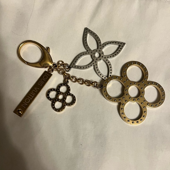 Louis Vuitton Accessories - Louis Vuitton tapage bag charm